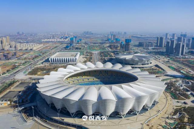 如何在篮球冬令营中加强体能训练?_2